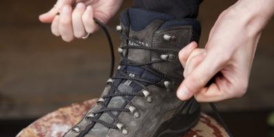 3 ترفند اصولی برای بستن بند کفش کوهنوردی و طبیعت گردی
