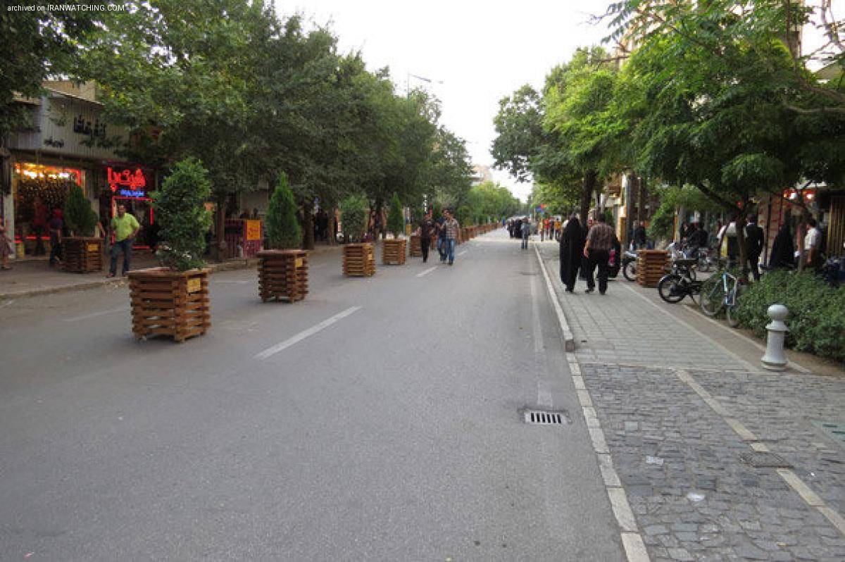 خیابان خیام قزوین - پیاده راه خیام