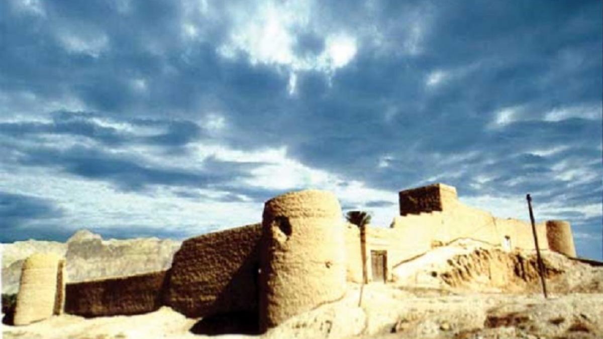 قلعه کلات اهرم - 