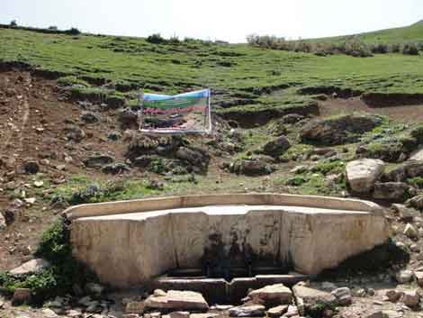 چشمه آب معدنی لوزان - 