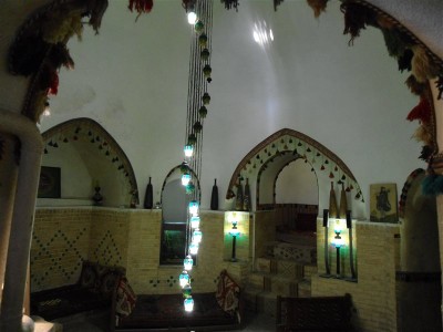 حمام یان یان