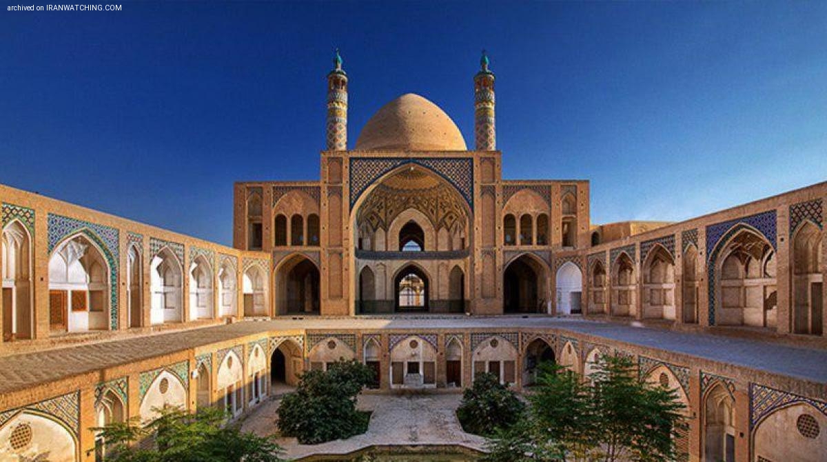 اصول معماری ایرانی - درون‌گرایی - مردم‌واری