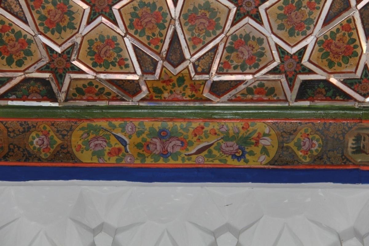 نقاشی روی چوب - نقاشی روی چوب در حسینیه امینی ها در قزوین