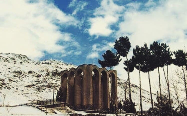 Mir Razi Al-Din Artimani Mausoleum - photo: instagram.com/hayaghoogh