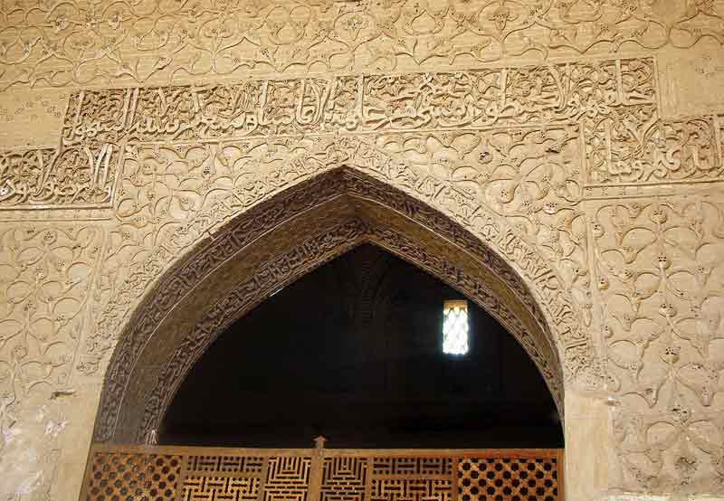 تزیینات آجرکاری - تزیینات آجری در مسجد جامع ورامین