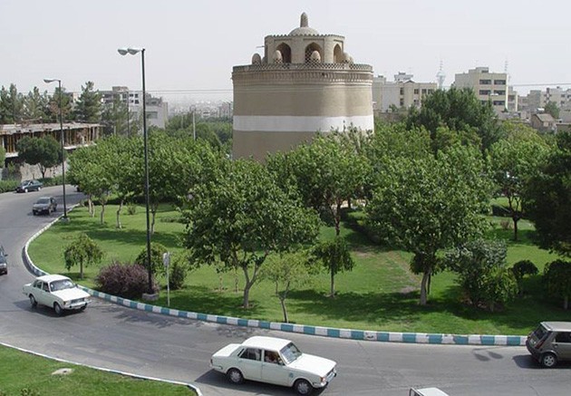 برج کبوترخانه مرداویج - 