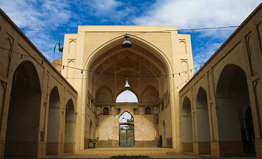 مسجد جامع نوش آباد - 